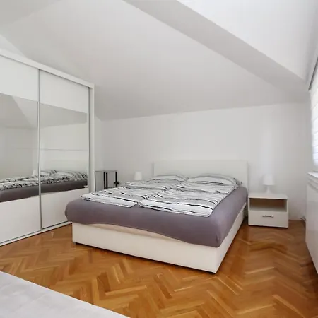 Pejton Ilidza * Saraybosna