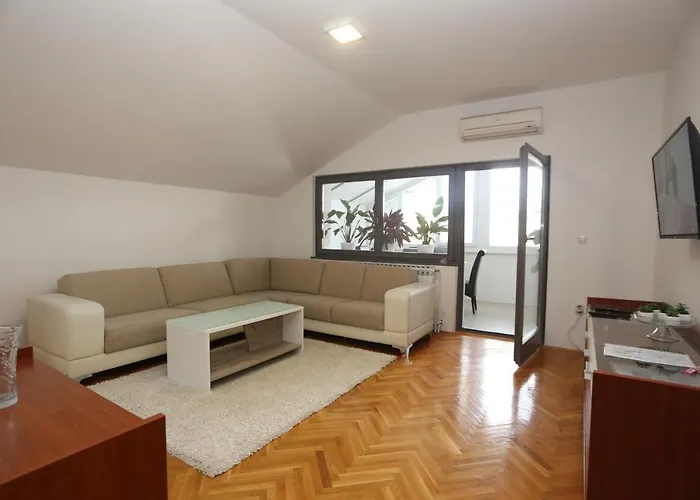 Pejton Ilidza Hotel *