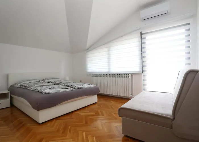 Pejton Ilidza Hotel *