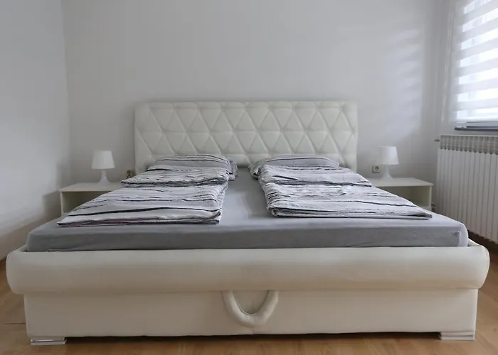 Pejton Ilidza * Sarajevo